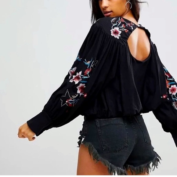 Free People Lita cut out blouse long sleeve floral embroidered cropped - Picture 9 of 9